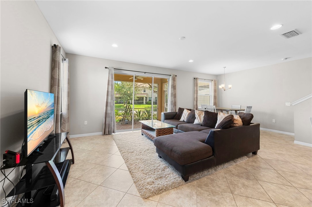 3 Bed Waterfront Home for Sale in Cordera, photo 4