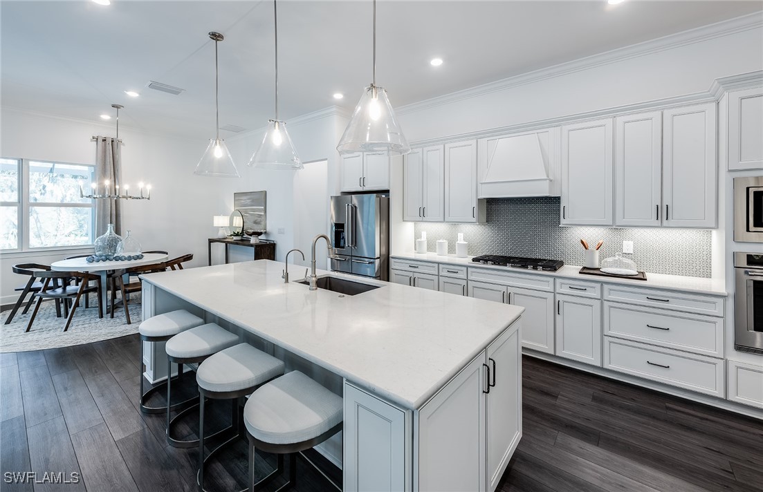 3 Bed SingleFamilyResidence for Sale in Estero, FL, $737,427 — photo 4