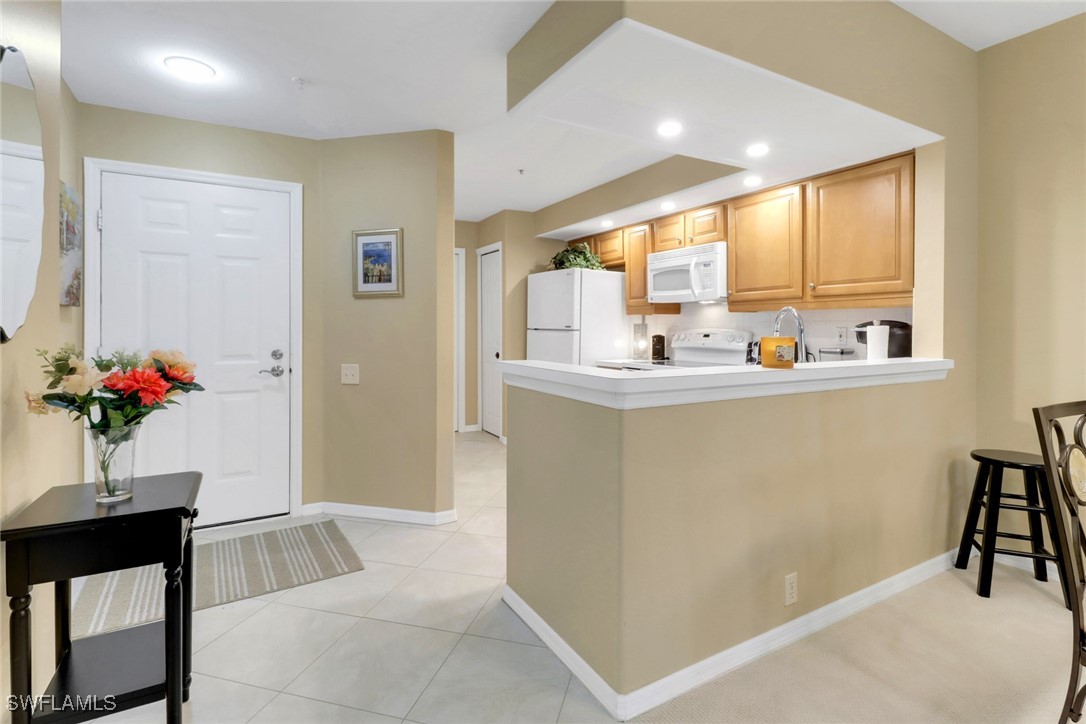 2 Bed Condominium for Sale in Cavendish Court, photo 4