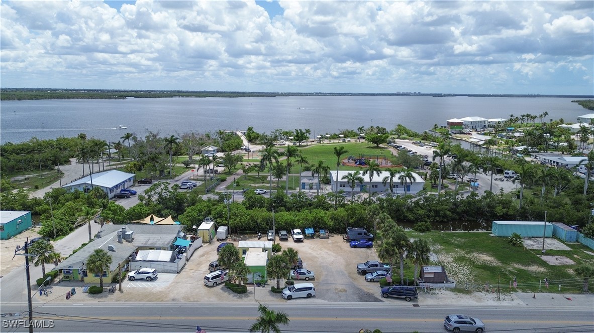 2 Bed Waterfront Home for Sale in Matlacha, FL, $266,000 — photo 4