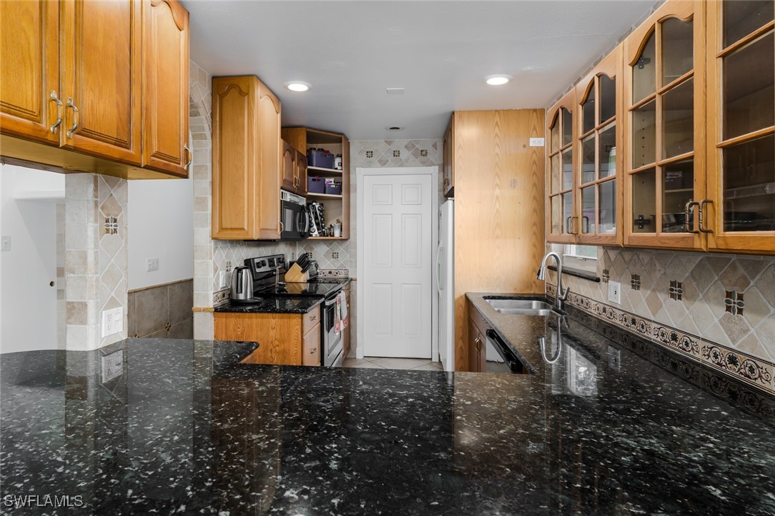 4 Bed SingleFamilyResidence for Sale in Naples, photo 4
