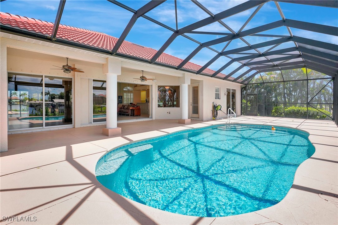 3 Bed Pool Home for Sale in Cape Coral, photo 4