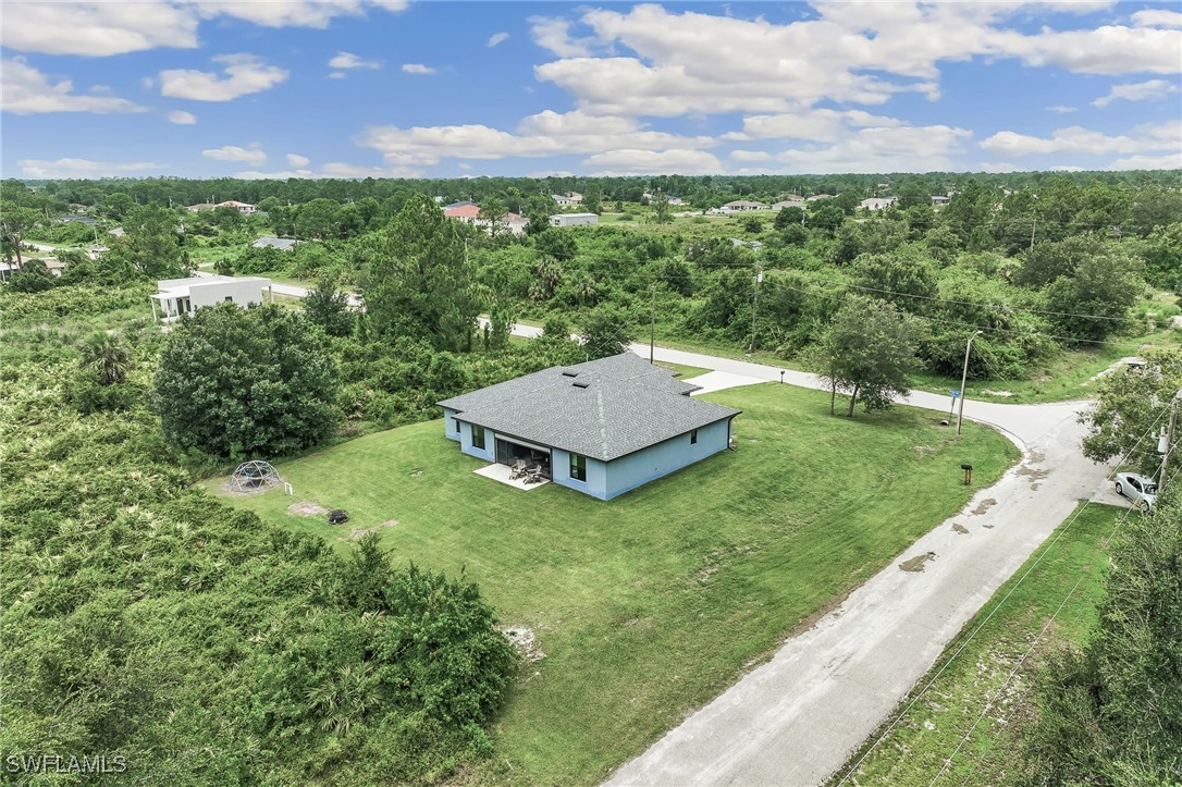 3 Bed SingleFamilyResidence for Sale in Lehigh Acres, FL — photo 4