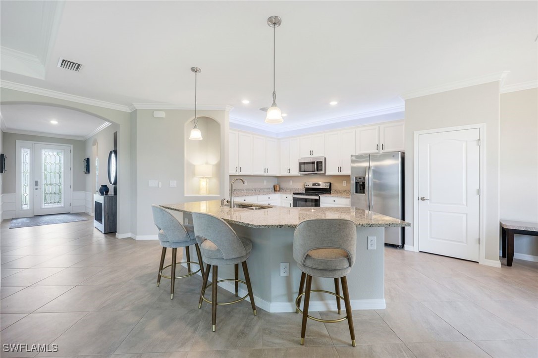 4 Bed SingleFamilyResidence for Sale in Estero, FL, $600,000 — photo 4
