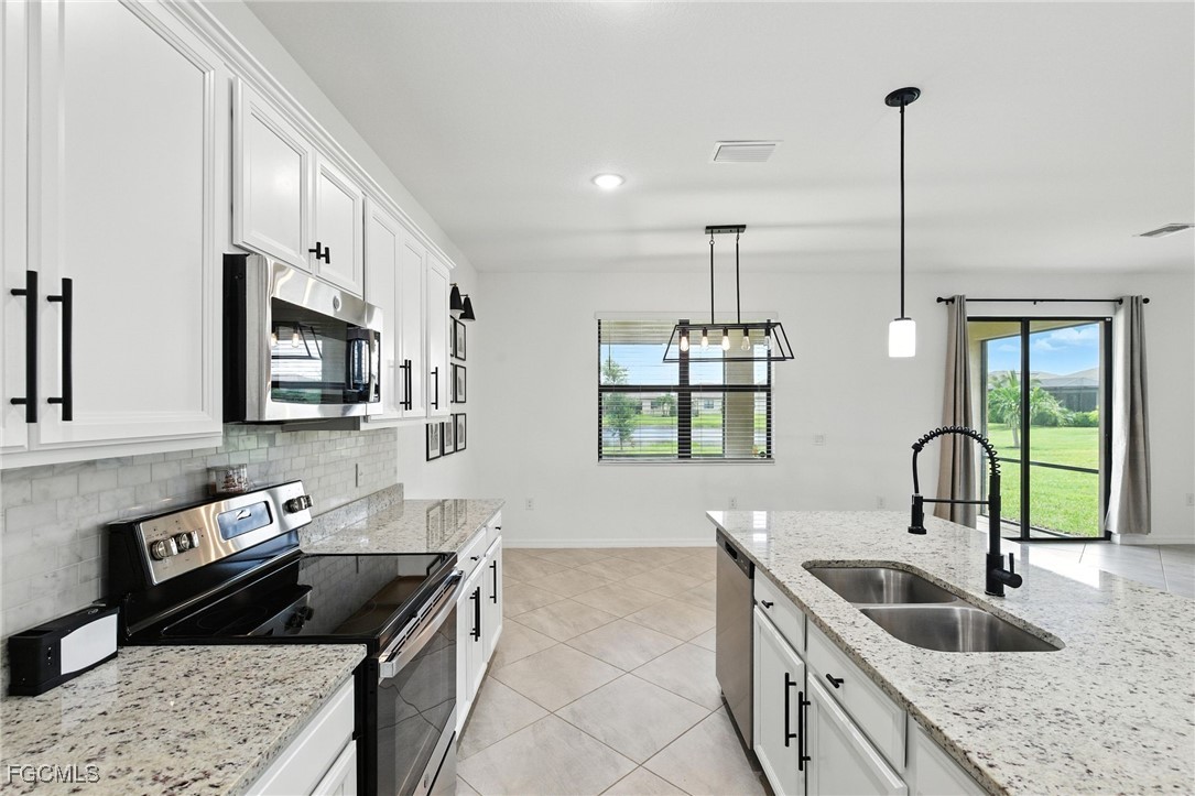 4 Bed Waterfront Home for Sale in Portico, FL, $380,000 — photo 4