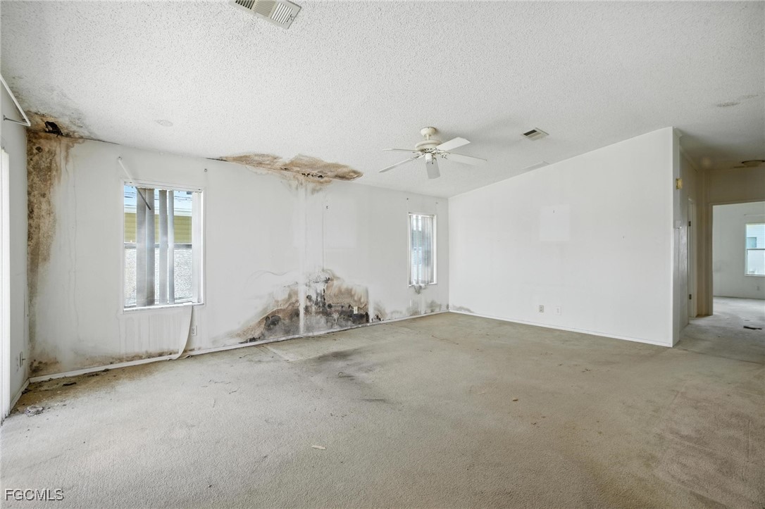 2 Bed ManufacturedHome for Sale in Fort Myers, FL, $89,000 — photo 4