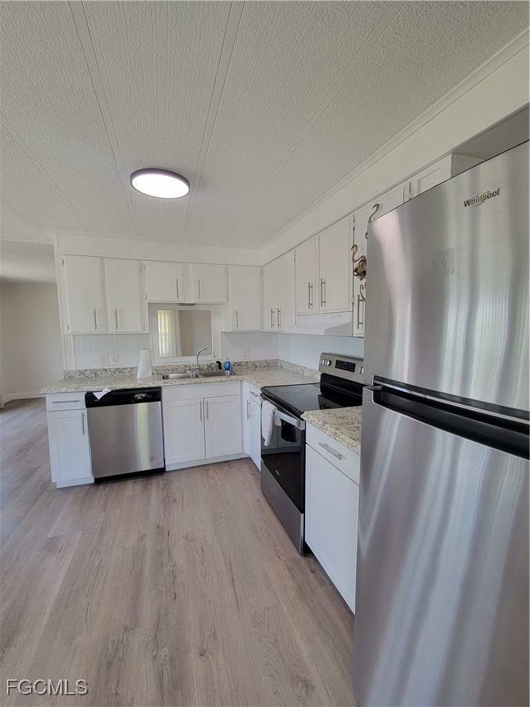 2 Bed ManufacturedHome for Sale in Old Bridge Village, FL — photo 4