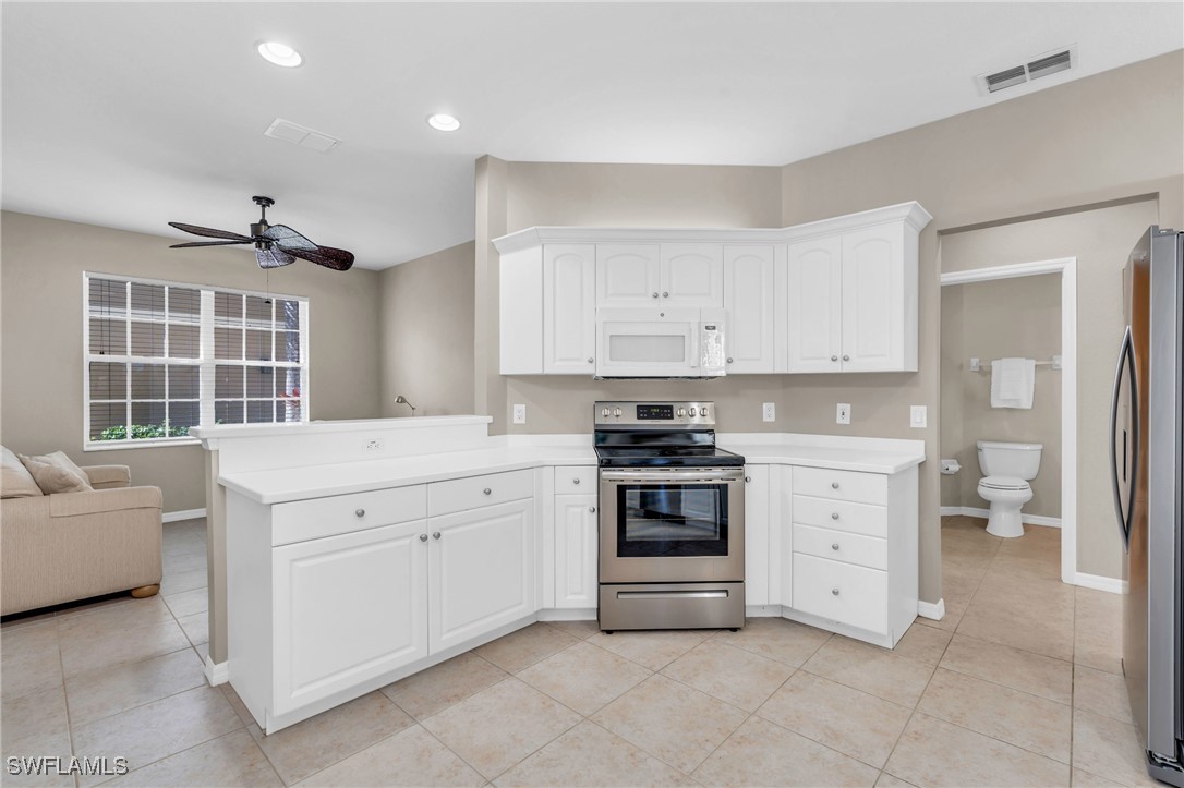 2 Bed Condominium for Sale in Sabal Palm, FL — photo 4