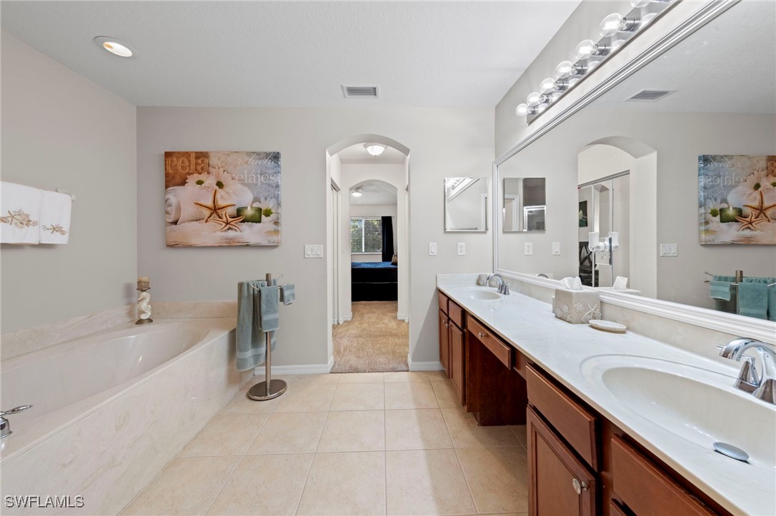 3 Bed Waterfront Home for Sale in Fort Myers, FL, $312,500 — photo 4