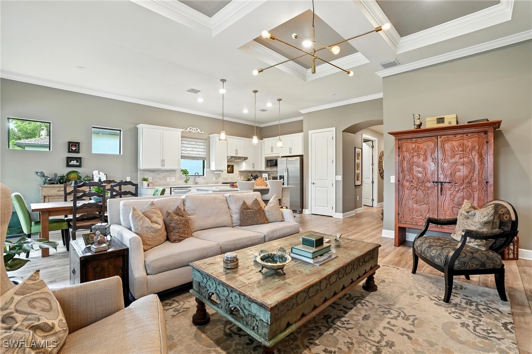 2 Bed Pool Home for Sale in Naples, photo 4