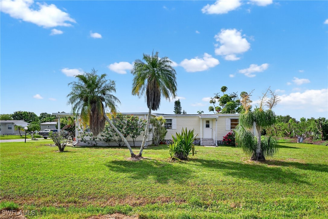 2 Bed ManufacturedHome for Sale in Riverwood, FL, $119,000 — photo 4