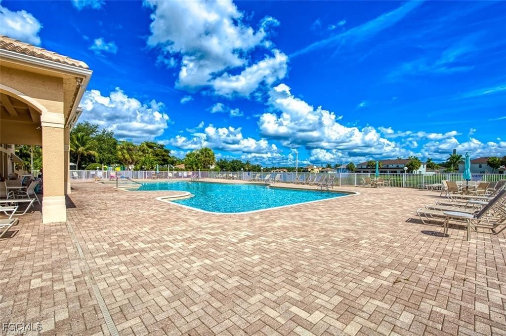 5 Bed Waterfront Home for Sale in Lehigh Acres, photo 4
