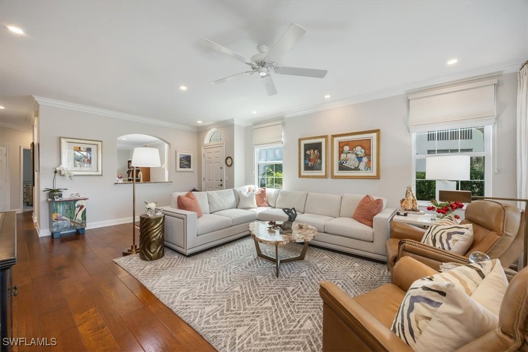 2 Bed Condominium for Sale in Naples, photo 4