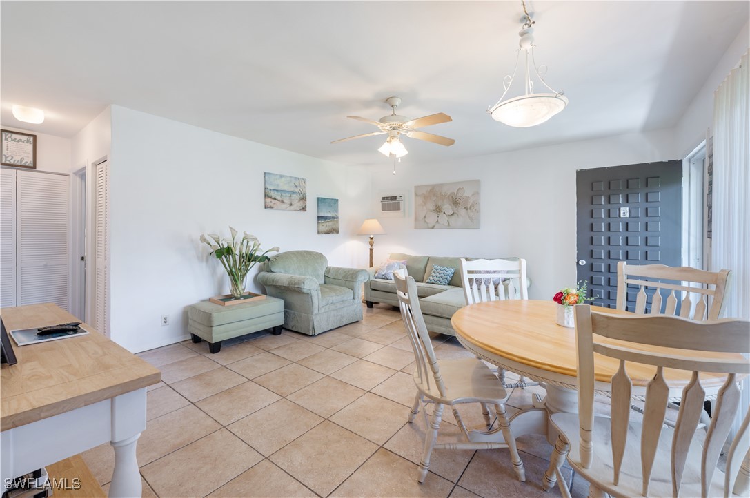 2 Bed Condominium for Sale in Seabreeze West, FL, $250,000 — photo 4