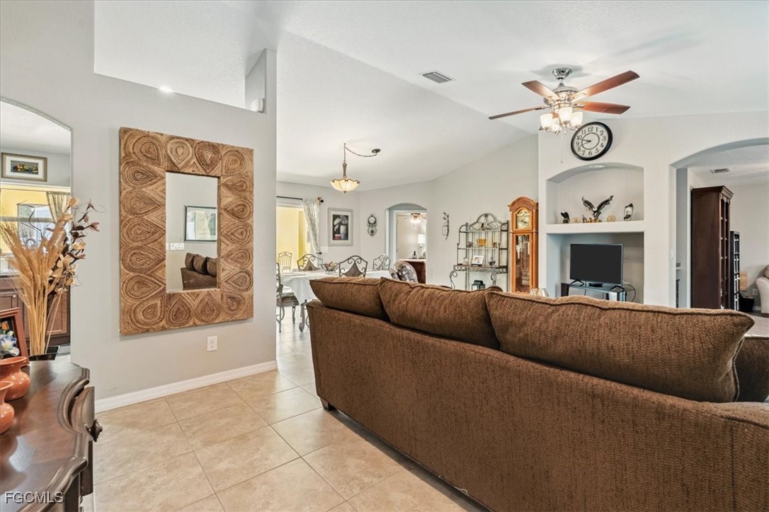 3 Bed SingleFamilyResidence for Sale in North Port, photo 4