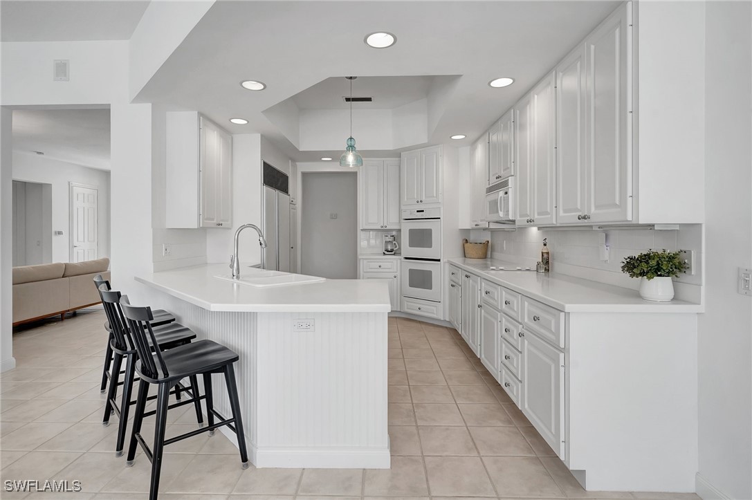 4 Bed Pool Home for Sale in Village Walk, photo 4