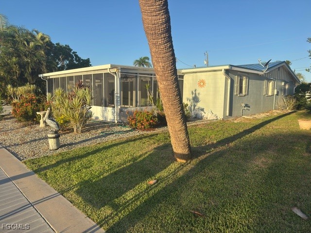 2 Bed Waterfront Home for Sale in Bokeelia, photo 4