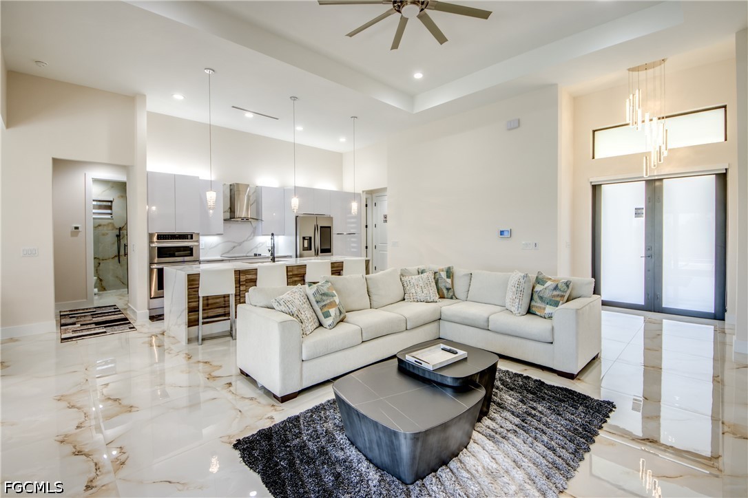 3 Bed Pool Home for Sale in Cape Coral, photo 4