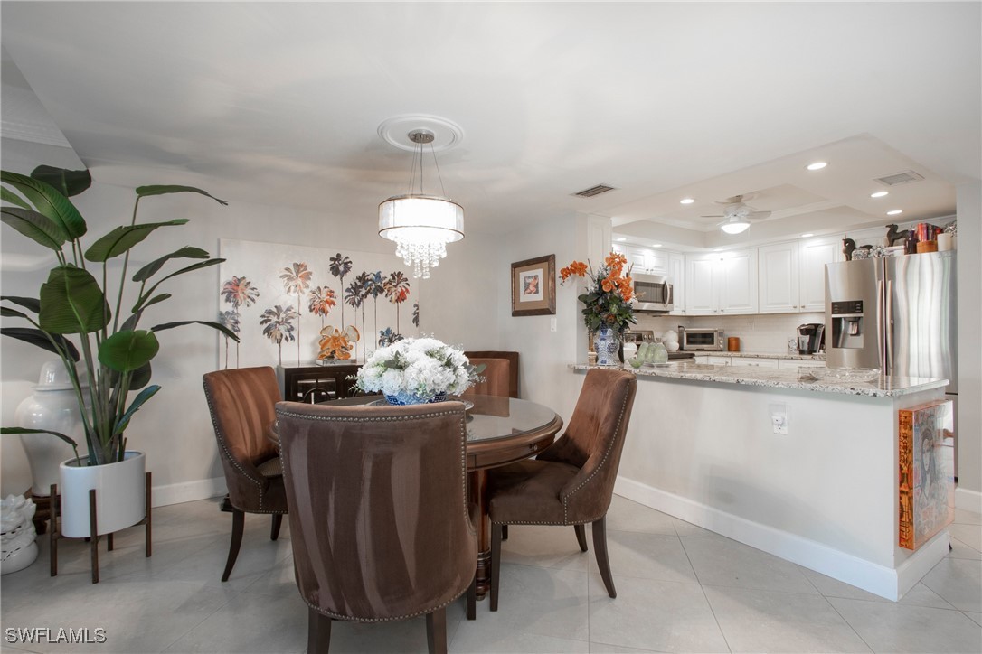 2 Bed Condominium for Sale in Harborside Terrace, photo 4