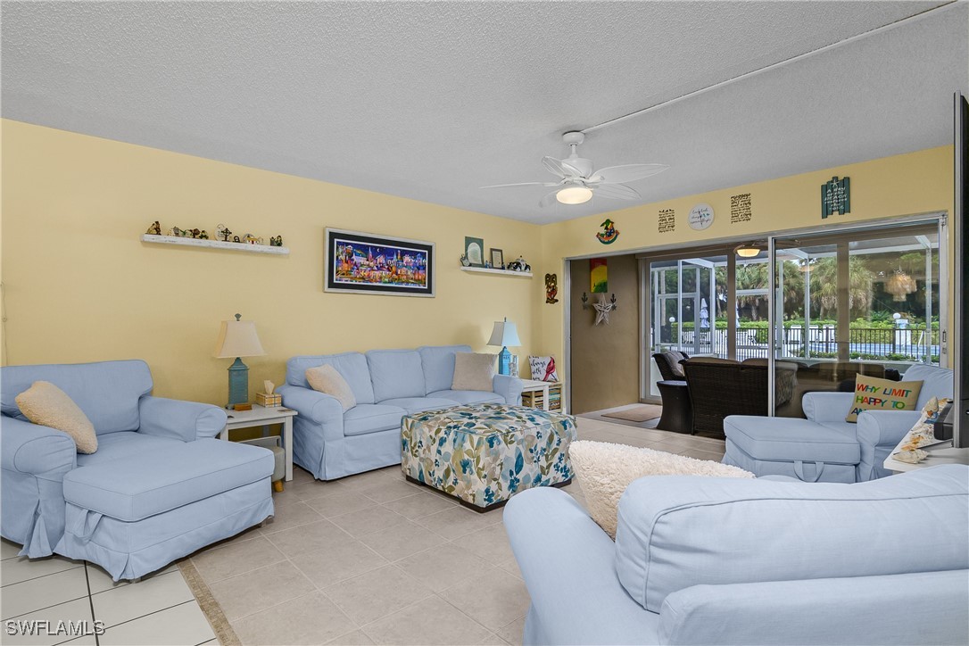 2 Bed Condominium for Sale in Montego Manor, FL, $199,900 — photo 4
