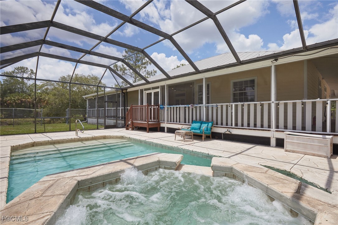 4 Bed Pool Home for Sale in Naples, FL, $949,900 — photo 4