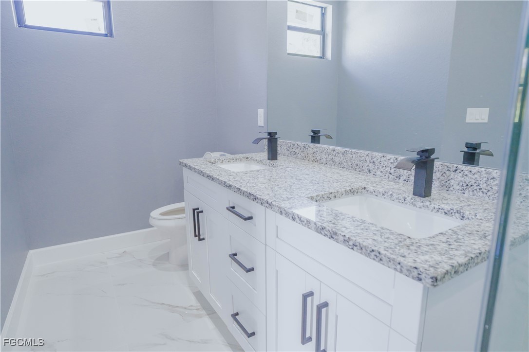 3 Bed SingleFamilyResidence for Sale in Lehigh Acres, FL — photo 4