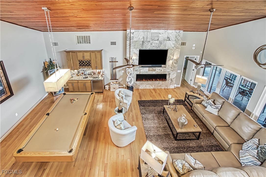 4 Bed Pool Home for Sale in Shell Harbor, photo 4