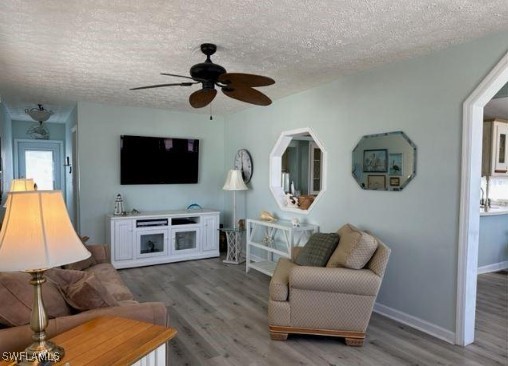 1 Bed Waterfront Home for Sale in Naples, FL, $110,000 — photo 4