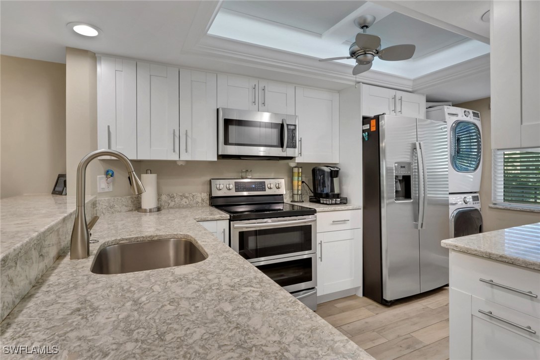 2 Bed Condominium for Sale in Fort Myers Beach, FL, $349,900 — photo 4