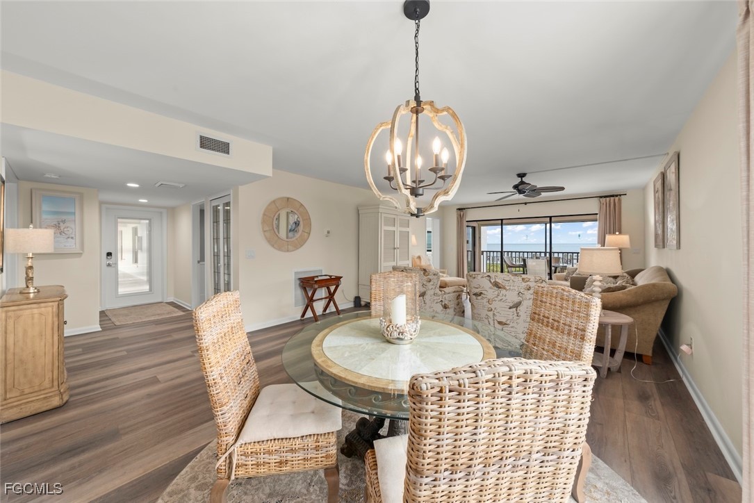 2 Bed Pool Home for Sale in Captiva, FL, $1,275,000 — photo 4