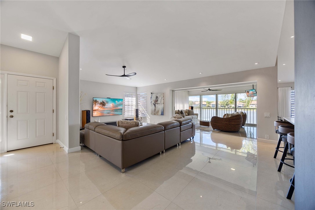 2 Bed Condominium for Sale in Worthington, photo 4