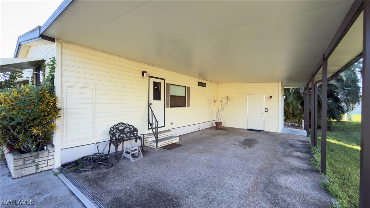 2 Bed ManufacturedHome for Sale in Riverwood, FL, $90,000 — photo 4