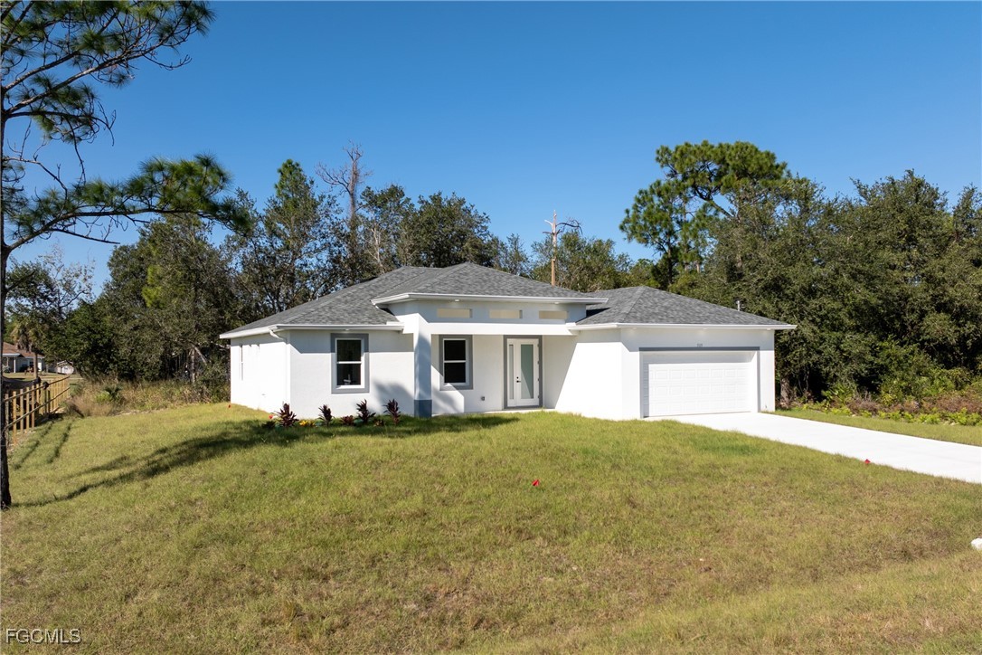 4 Bed SingleFamilyResidence for Sale in Lehigh Acres, photo 4