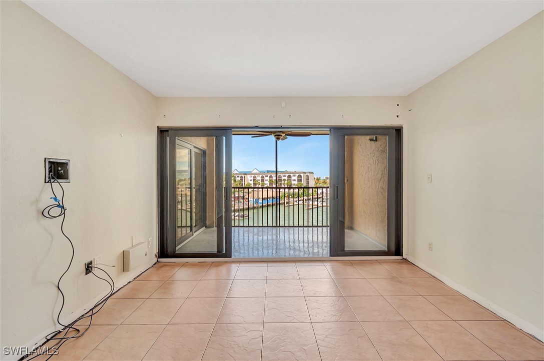 2 Bed Waterfront Home for Sale in Anglers Cove, FL, $359,000 — photo 4