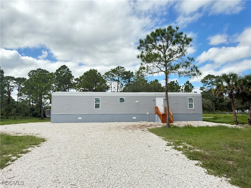 3 Bed ManufacturedHome for Sale in Clewiston, FL, $249,999 — photo 4