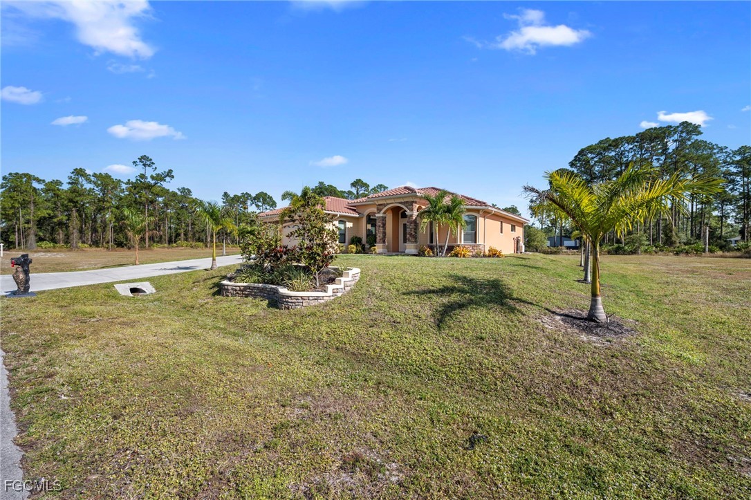 3 Bed SingleFamilyResidence for Sale in Lehigh Acres, photo 4