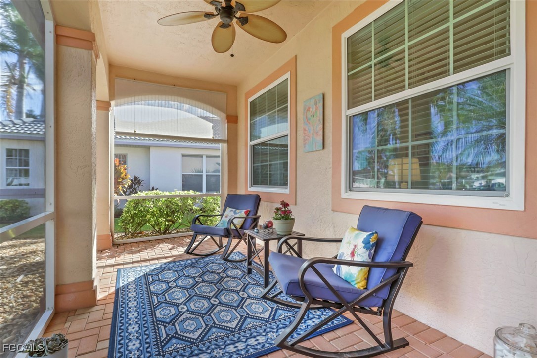 2 Bed SingleFamilyResidence for Sale in North Fort Myers, FL — photo 4