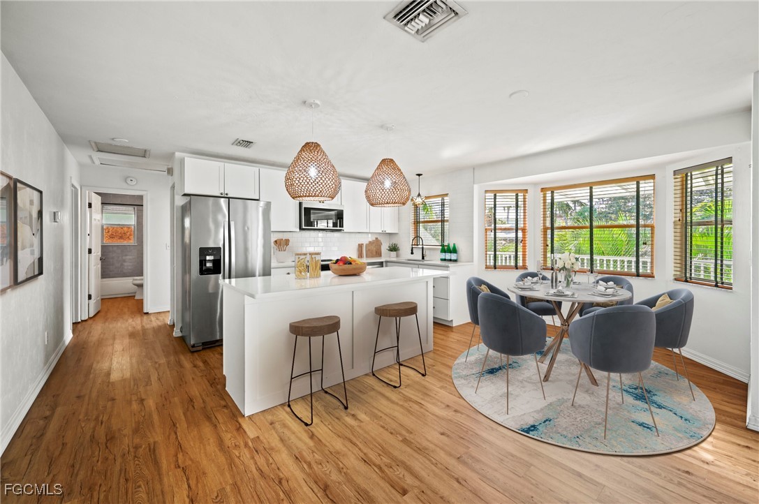 5 Bed Waterfront Home for Sale in Avion Park, photo 4
