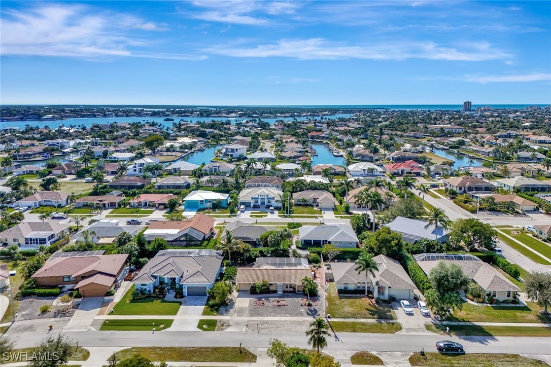 2 Bed Pool Home for Sale in Marco Island, photo 4