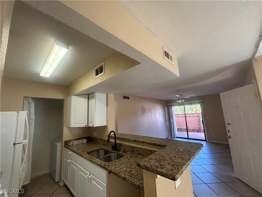 2 Bed Condominium for Sale in Village Creek, photo 4