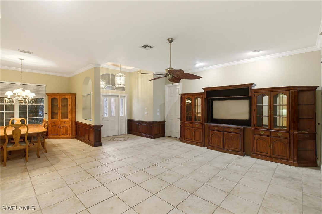 3 Bed SingleFamilyResidence for Sale in Naples, photo 4