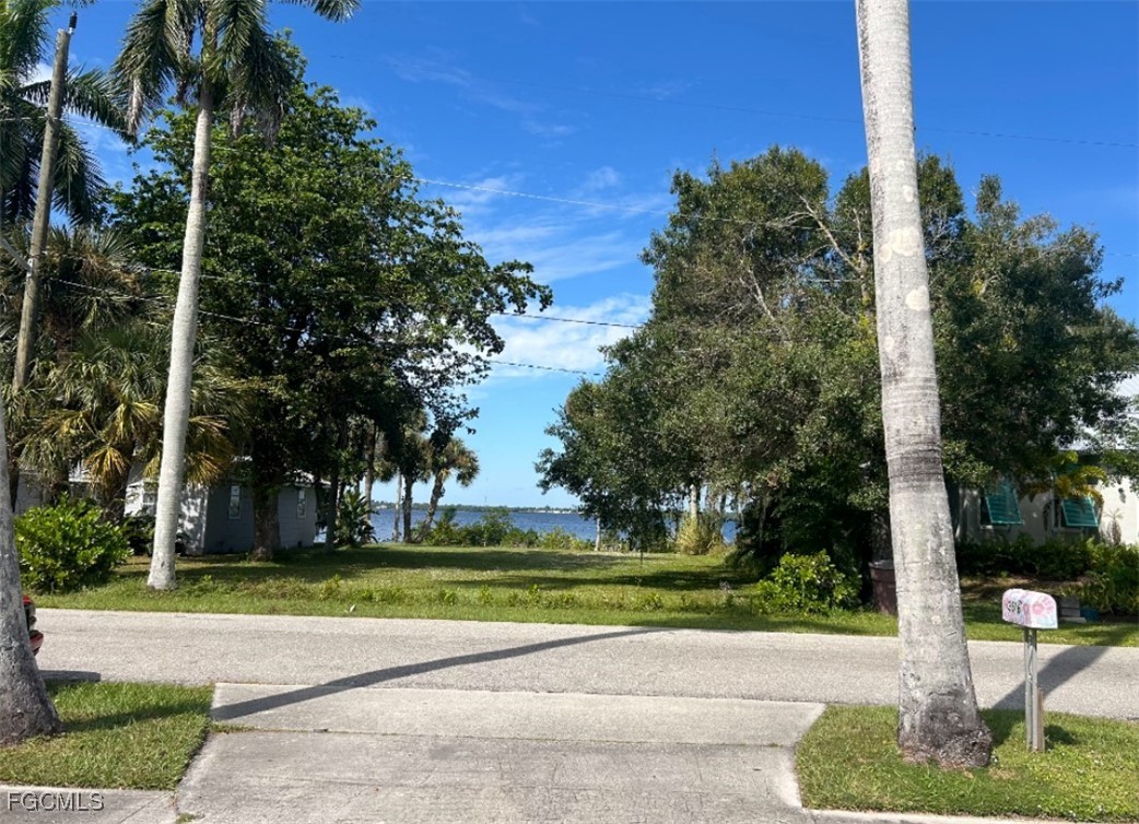 4 Bed SingleFamilyResidence for Sale in Hendry Estates, photo 4