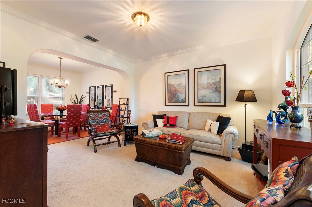 4 Bed SingleFamilyResidence for Sale in Waterford, FL — photo 4