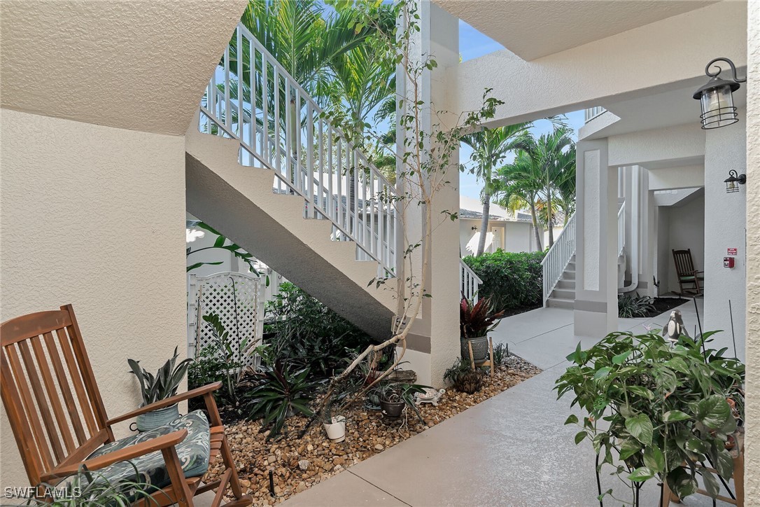 3 Bed Condominium for Sale in Sunset Cay Lakes, FL, $286,900 — photo 4