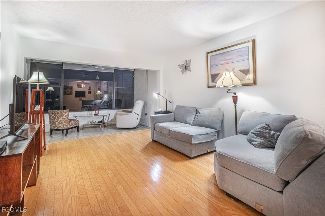 2 Bed Condominium for Sale in Seven Lakes, FL, $80,000 — photo 4