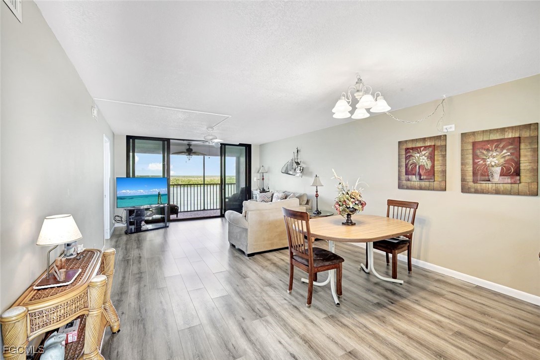 2 Bed Waterfront Home for Sale in The Palms Of Bay Beach, FL — photo 4