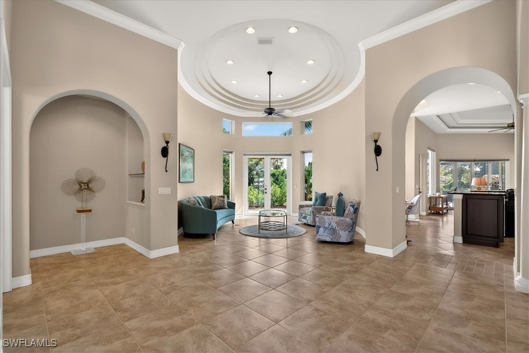 3 Bed Pool Home for Sale in Naples, photo 4