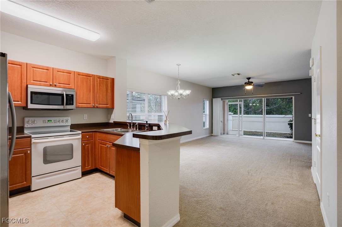 2 Bed Townhouse for Sale in Olympia Pointe, FL, $170,000 — photo 4