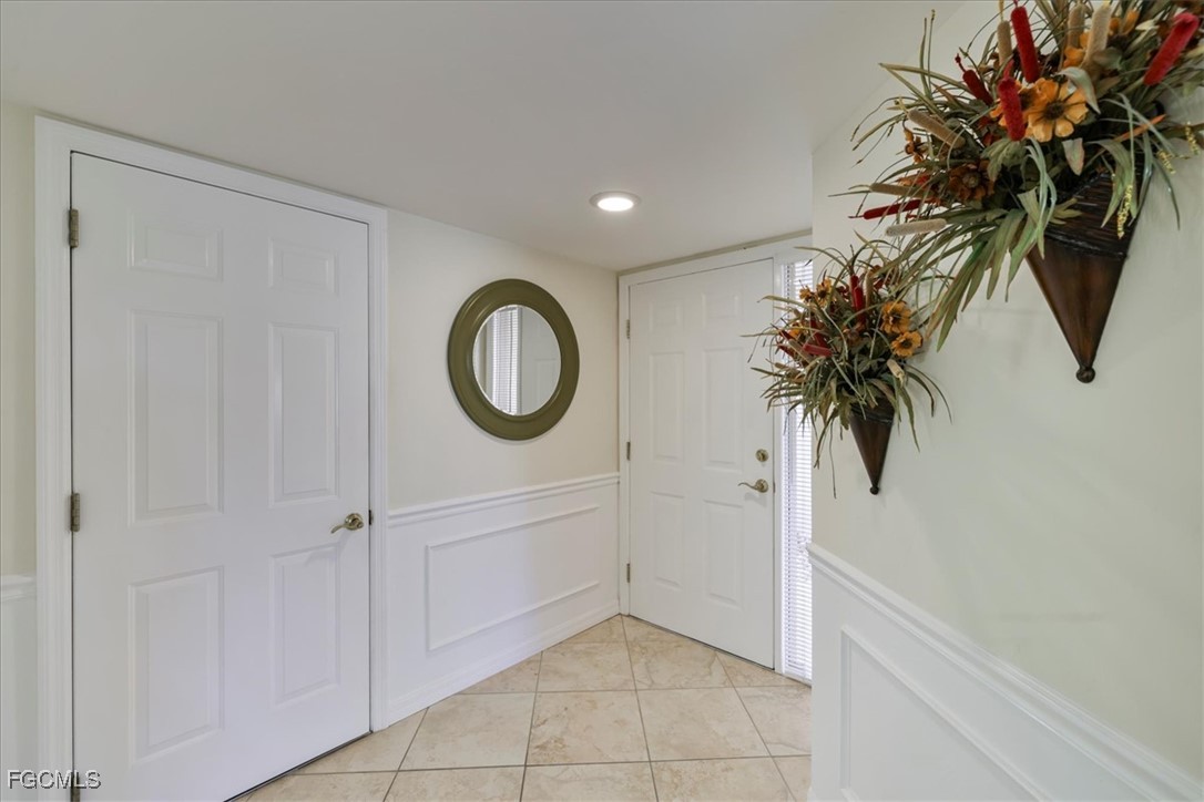 2 Bed Condominium for Sale in Pines, FL, $275,000 — photo 4
