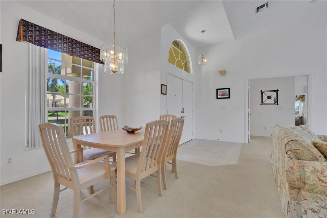 3 Bed Pool Home for Sale in Briarwood, photo 4